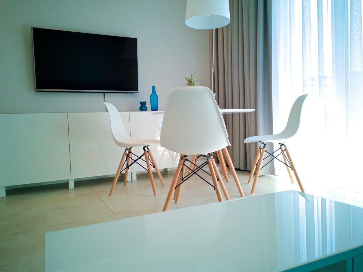 Sea Cliff Apartment Rewal Extérieur photo