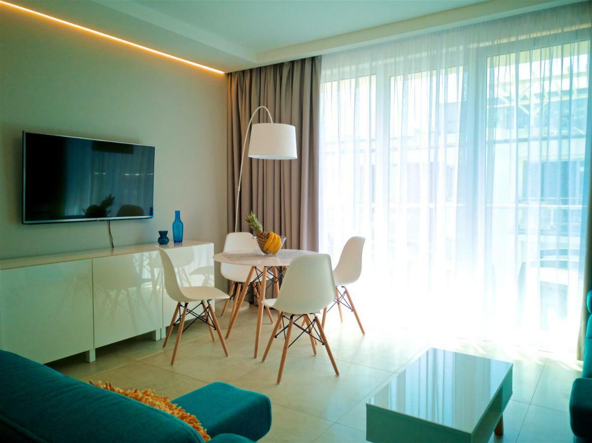 Sea Cliff Apartment Rewal Extérieur photo