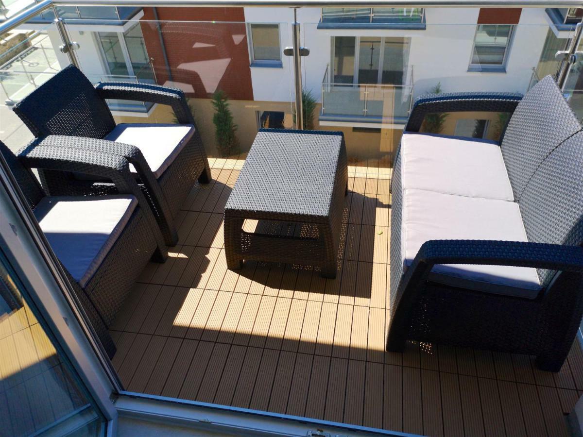 Sea Cliff Apartment Rewal Extérieur photo